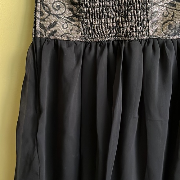 DYNAMITE Gold & Black Bodice Mini Dress - XS - Picture 10 of 13